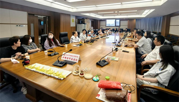 伏贴纳阳·闻香养夏——我院成功举办三伏贴中医推广活动